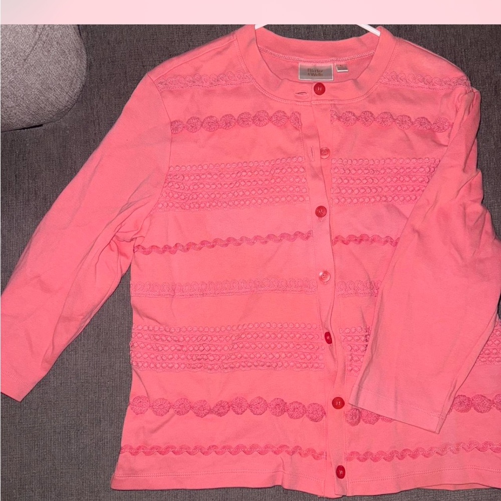 Beautiful elegant sweater pink
